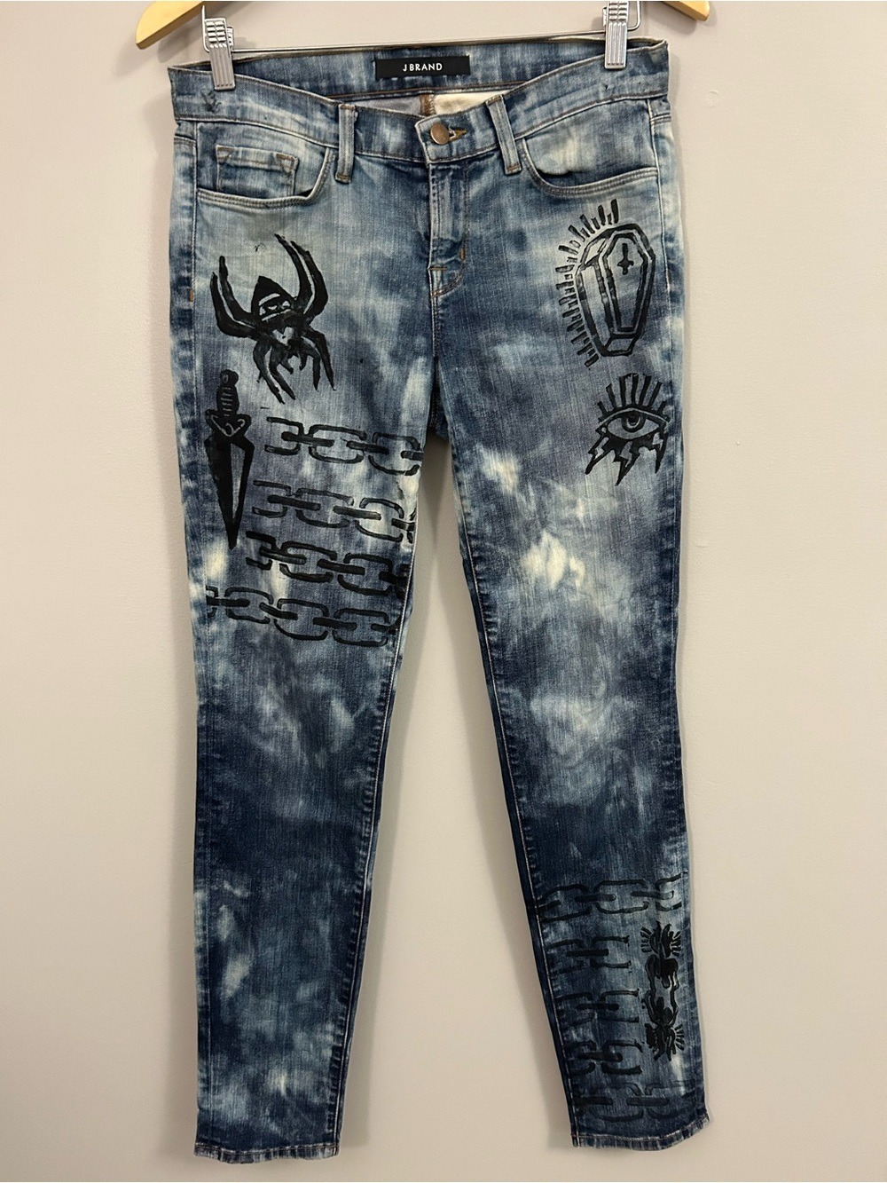 J Brand Blue Tie-Dye Skinny Jeans with Black Graphic Details Size 28
